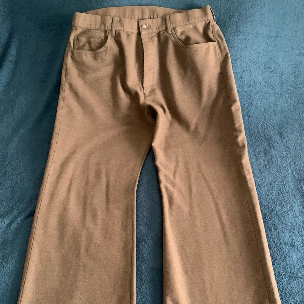 LACOSTE NWOT MEN CASUAL PANTS TAN . UK 34 Straight fit cotton twill machine wash